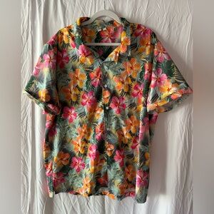 Men’s Fun Lightweight Hawaiian Shirt Size XL